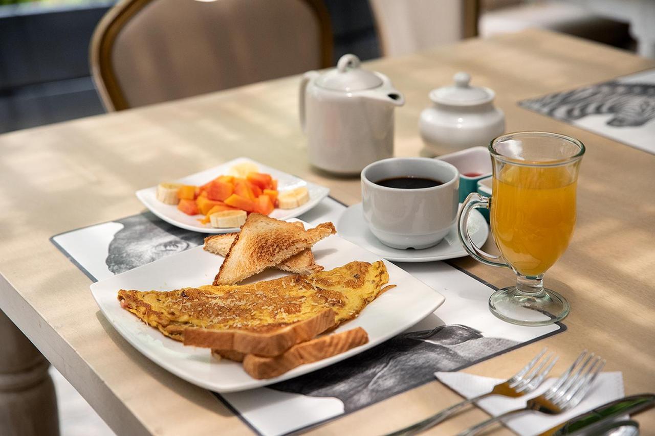 Hotel Green Park Калі Екстер'єр фото